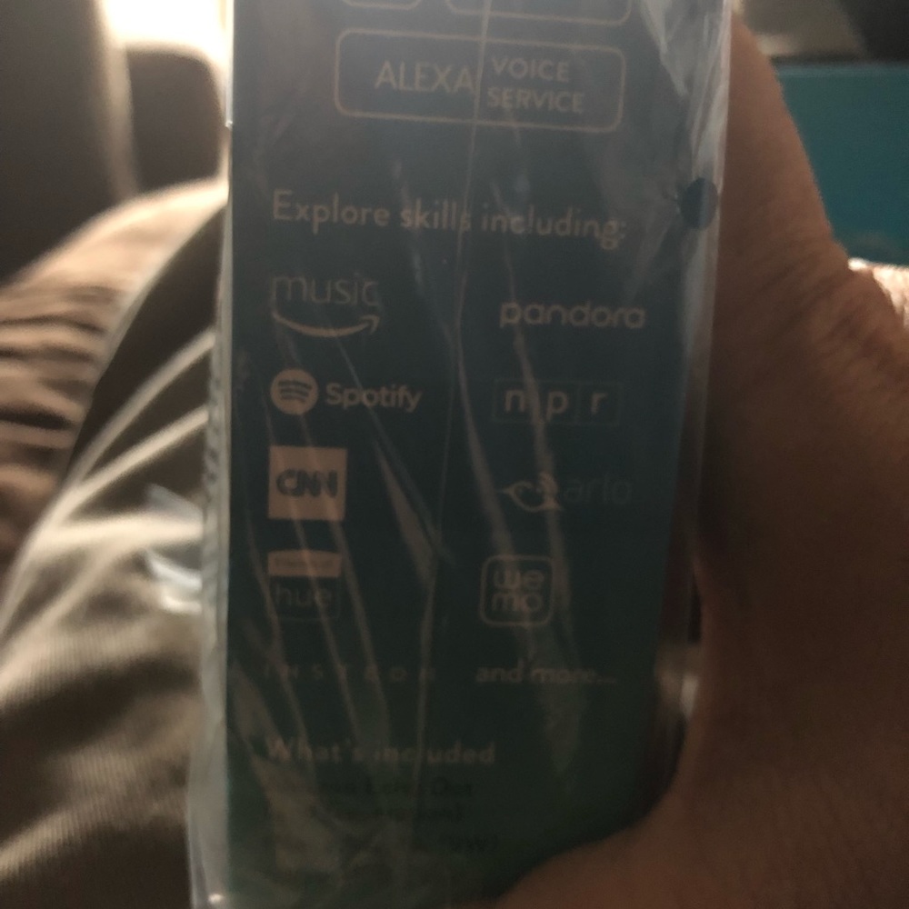 Amazon echo dot - Picture 2 of 2